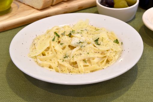 fettuccini alfredo